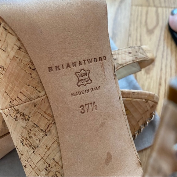 Brian Atwood ‘Milena’ chain heel pump - Picture 6 of 7